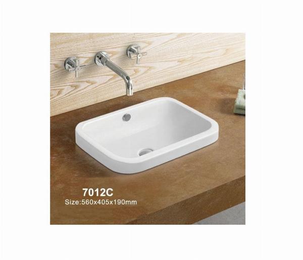 Lavabo đặt bàn Pate 7012C