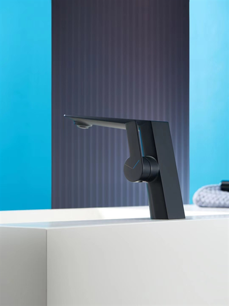Vòi lavabo LM601-B